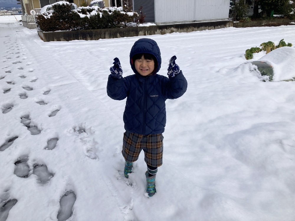 雪遊び