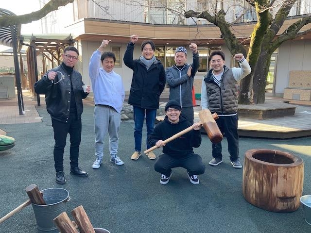 お餅つき